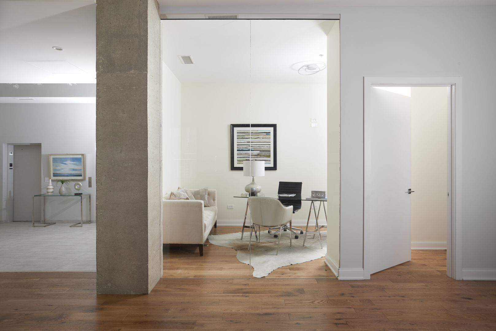 200 N Dearborn Street Unit: 4700