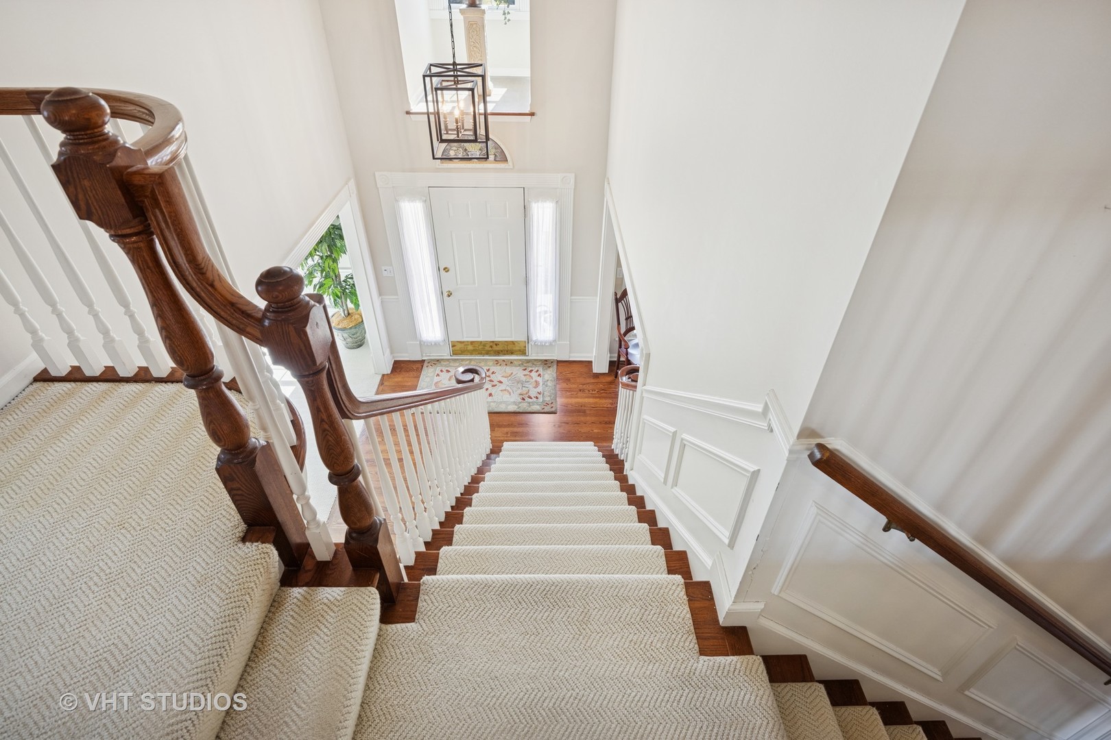 21322 W Williamsburg Court