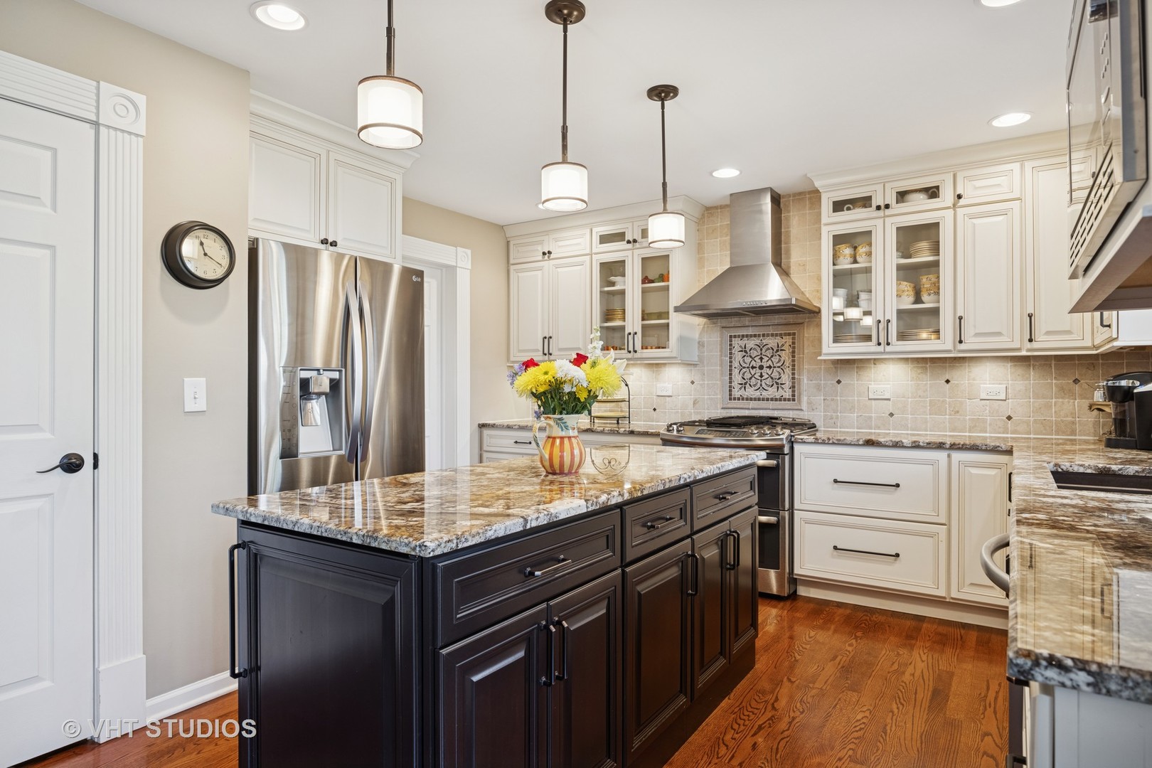 21322 W Williamsburg Court