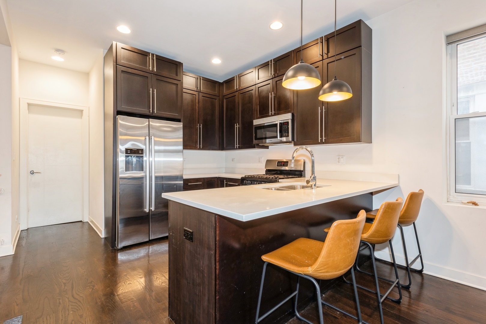 2322 W AUGUSTA Boulevard Unit: 1A