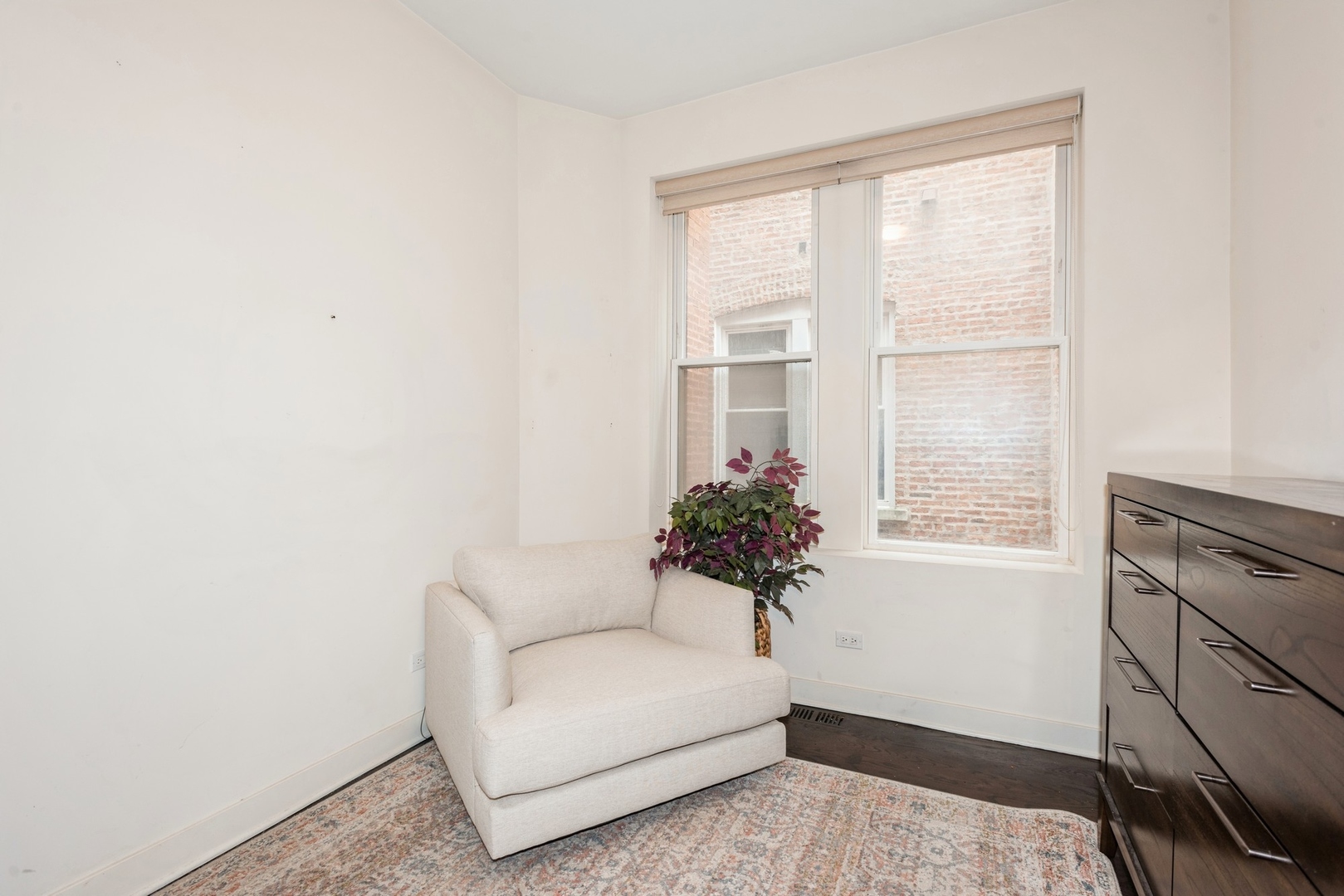 2322 W AUGUSTA Boulevard Unit: 1A