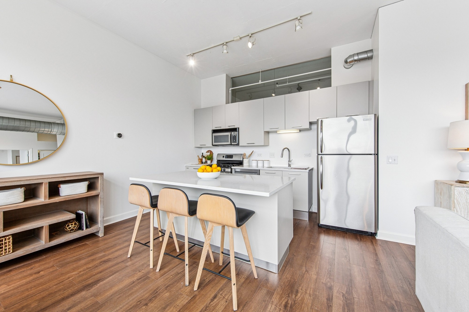 111 S MORGAN Street Unit: 904