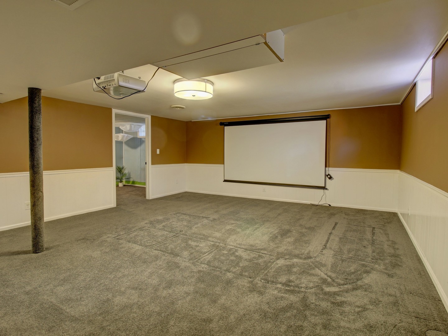 9038 Fairview Avenue