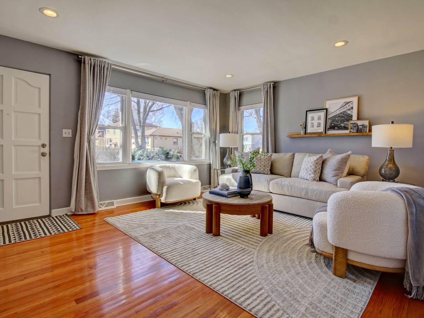 9038 Fairview Avenue