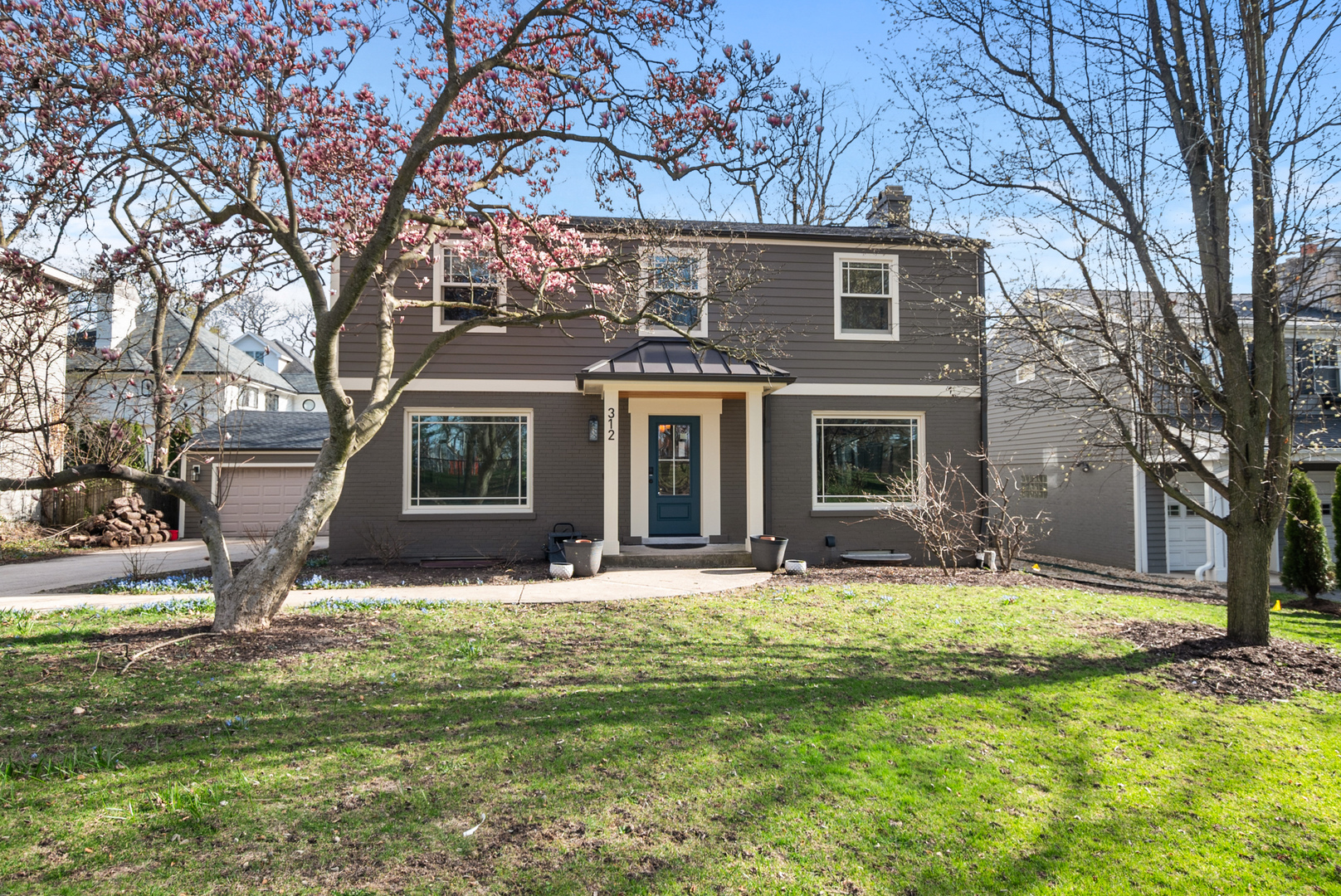 312 W Hickory Street