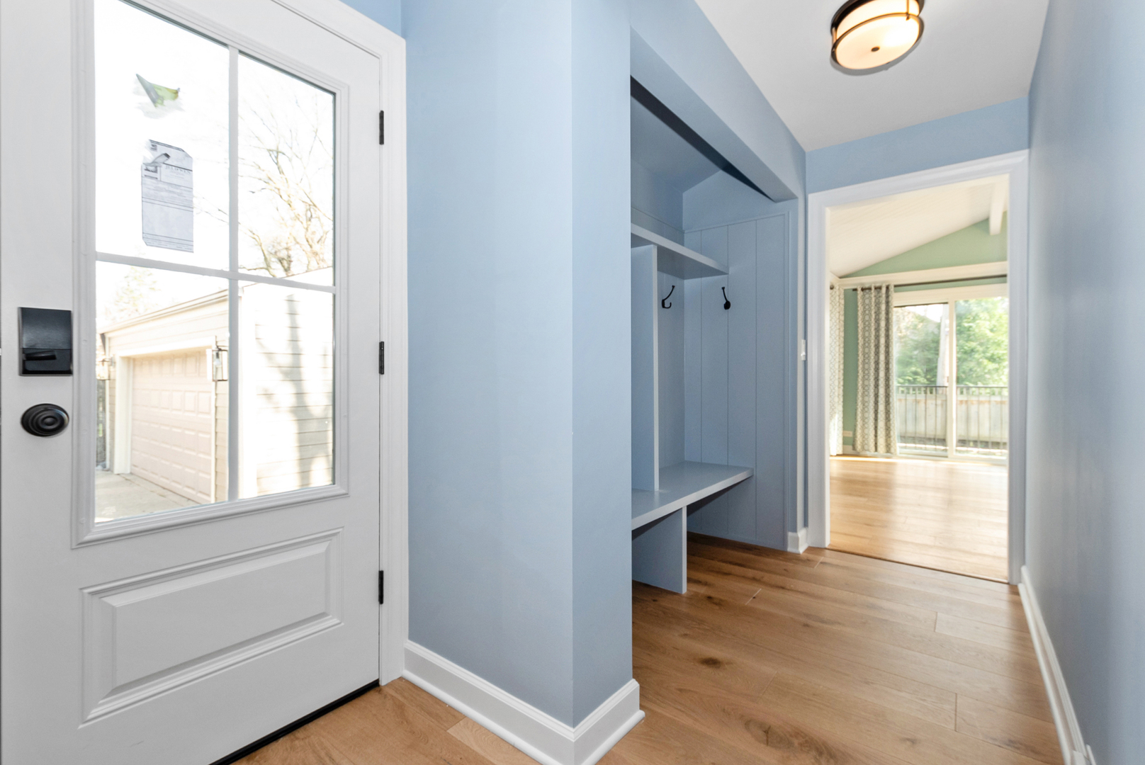 312 W Hickory Street