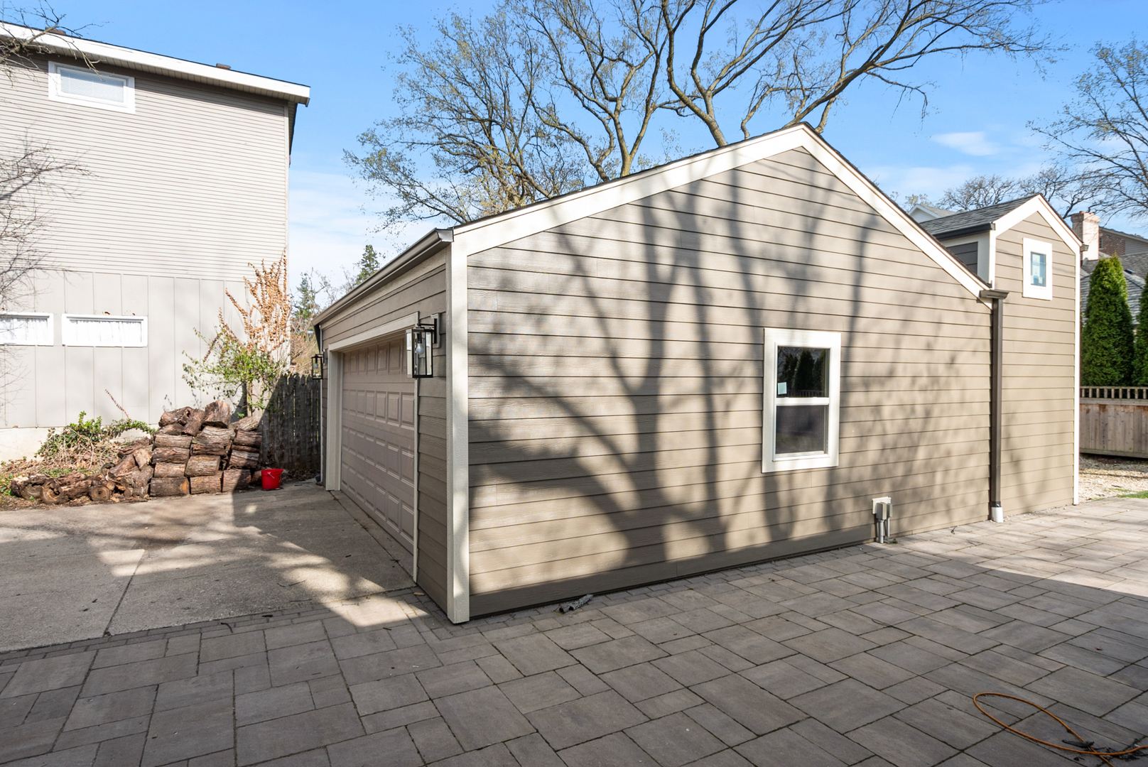 312 W Hickory Street