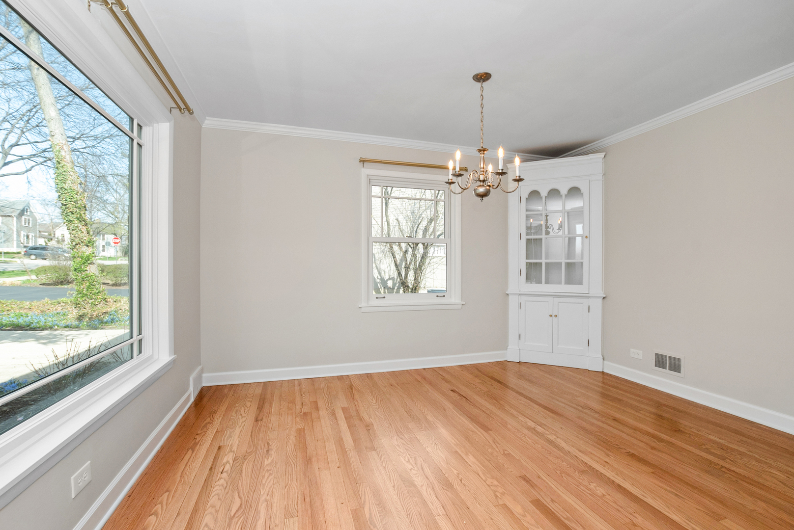 312 W Hickory Street