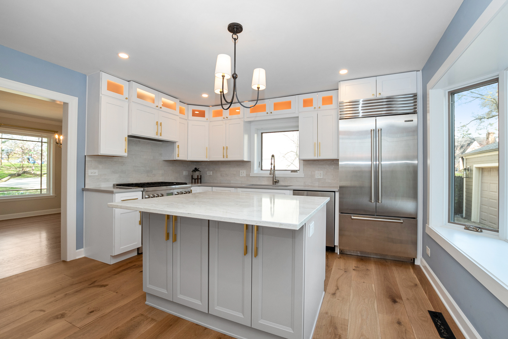 312 W Hickory Street