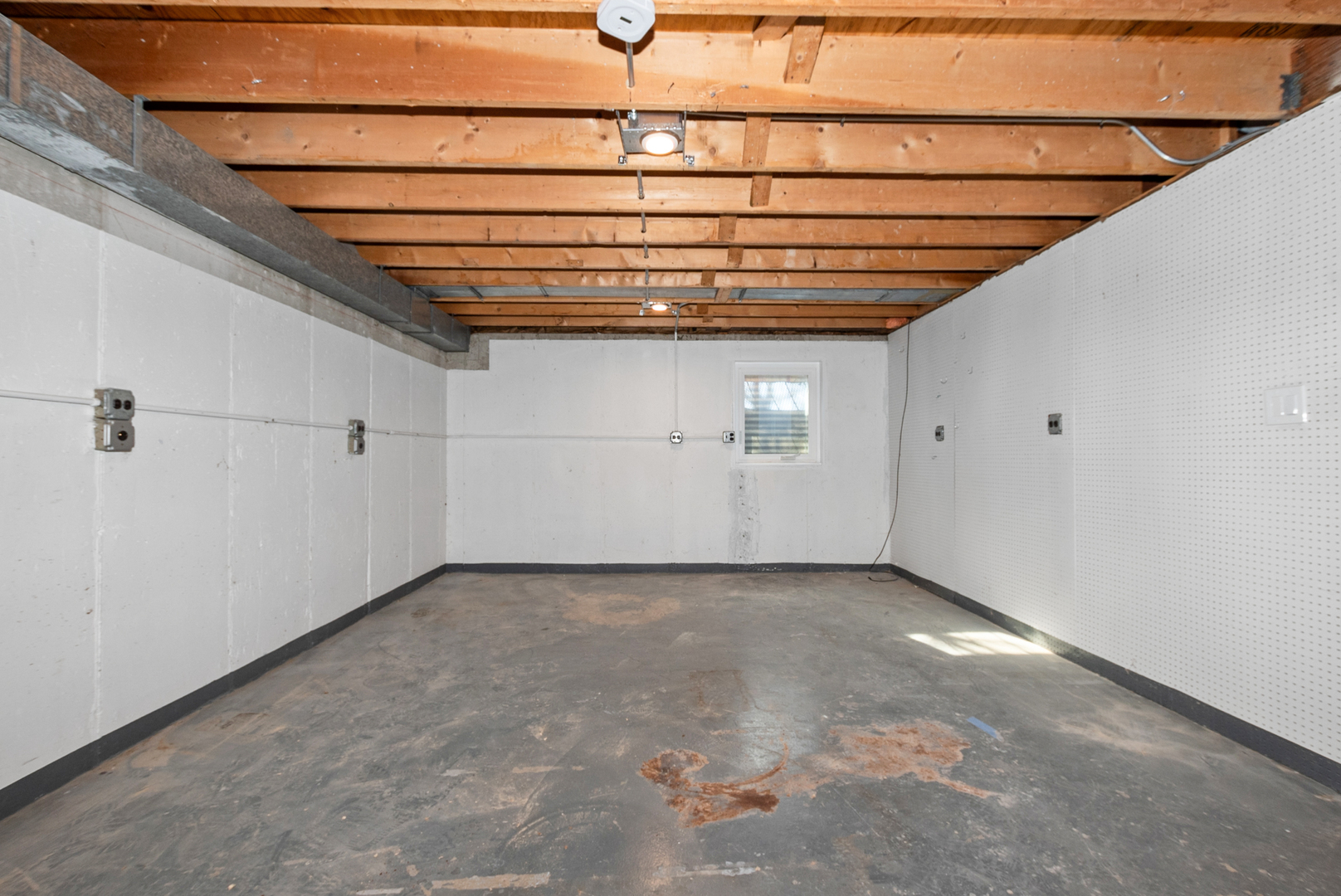 312 W Hickory Street