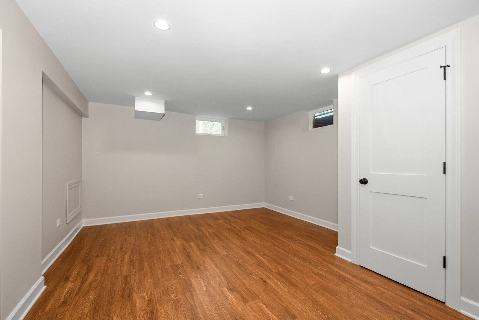 312 W Hickory Street