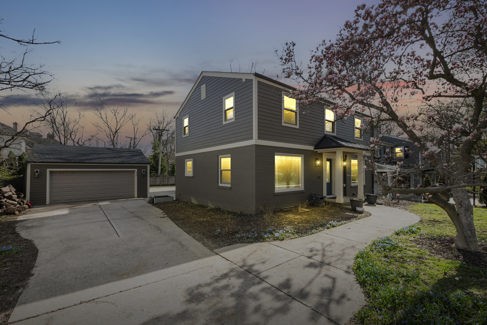 312 W Hickory Street