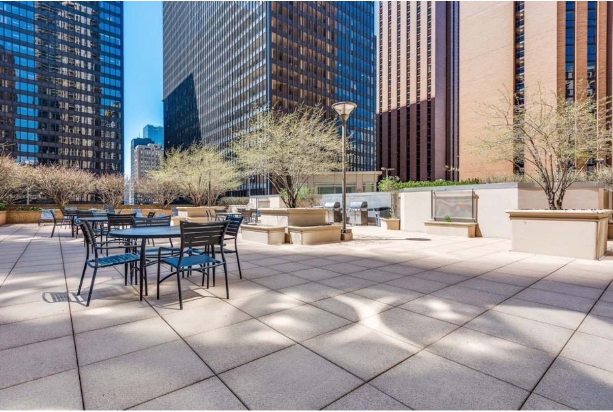 222 N Columbus Drive Unit: 3702