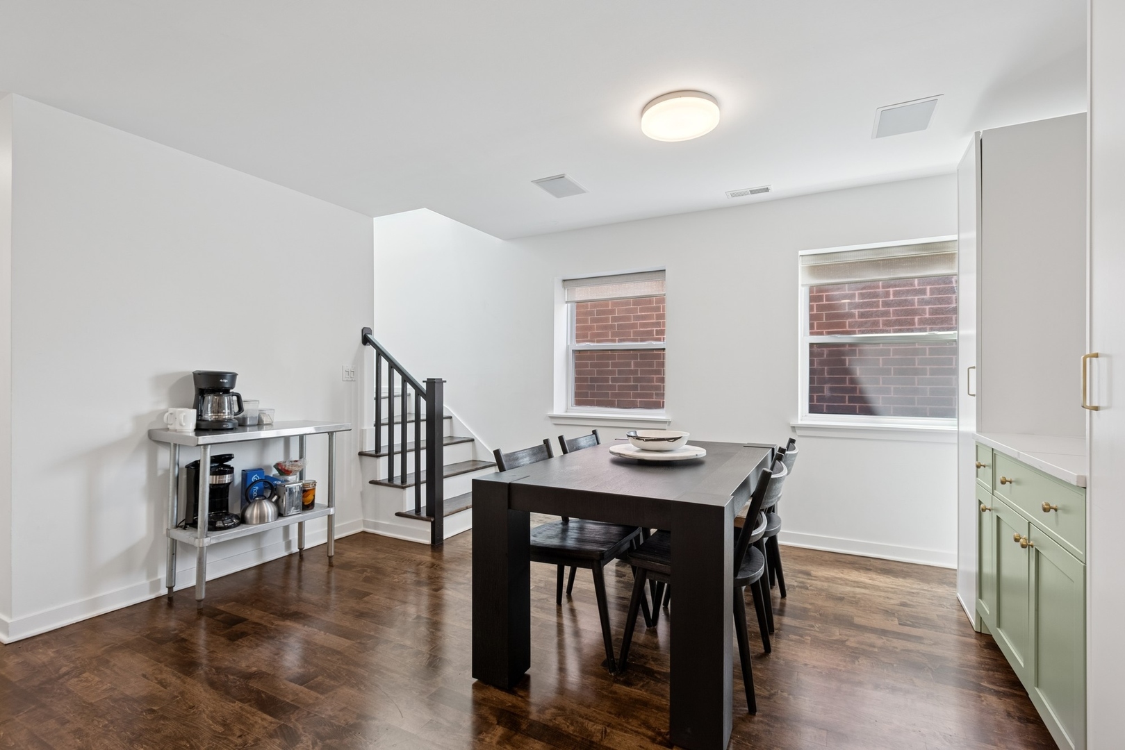 1428 N Mohawk Street Unit: A