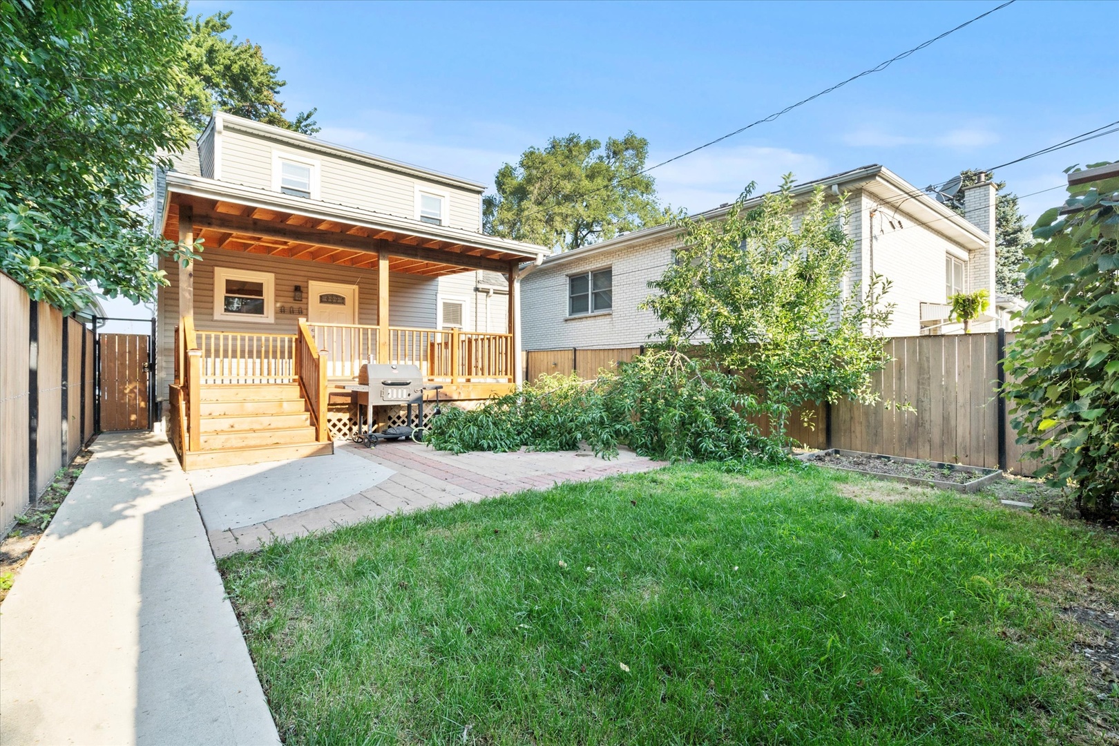 4329 N Sayre Avenue