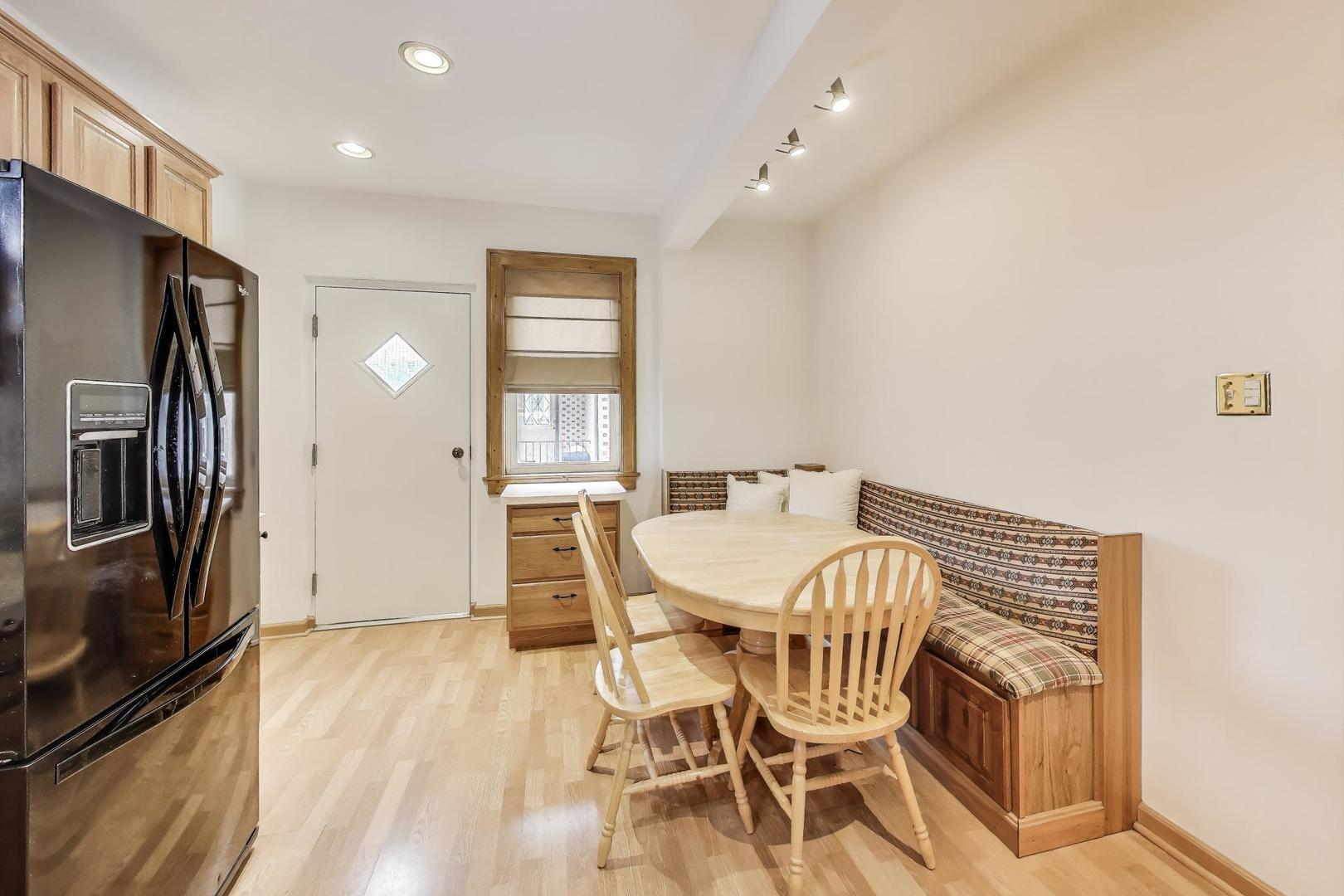 6320 W Peterson Avenue