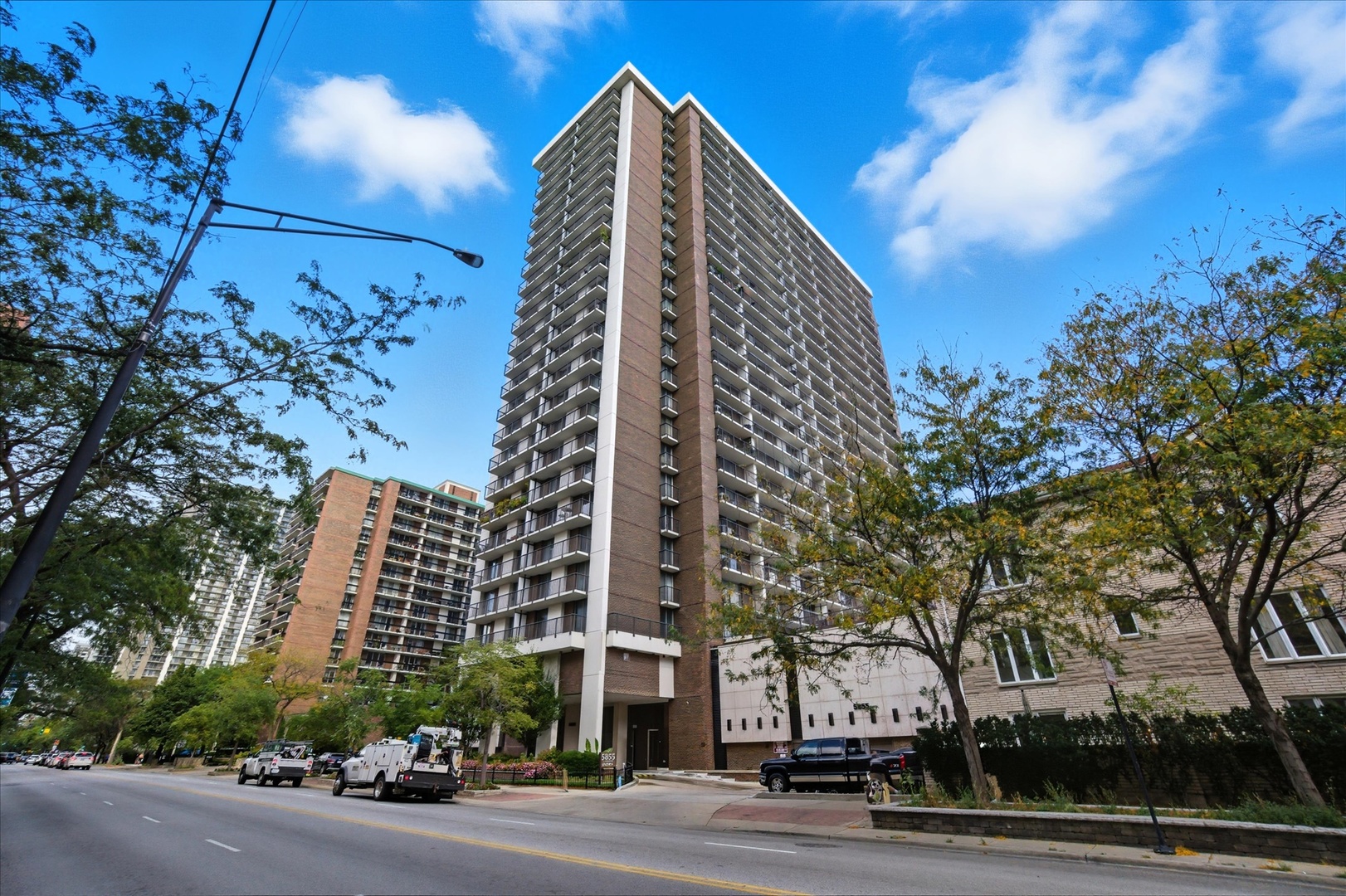 5855 N Sheridan Road Unit: 9F