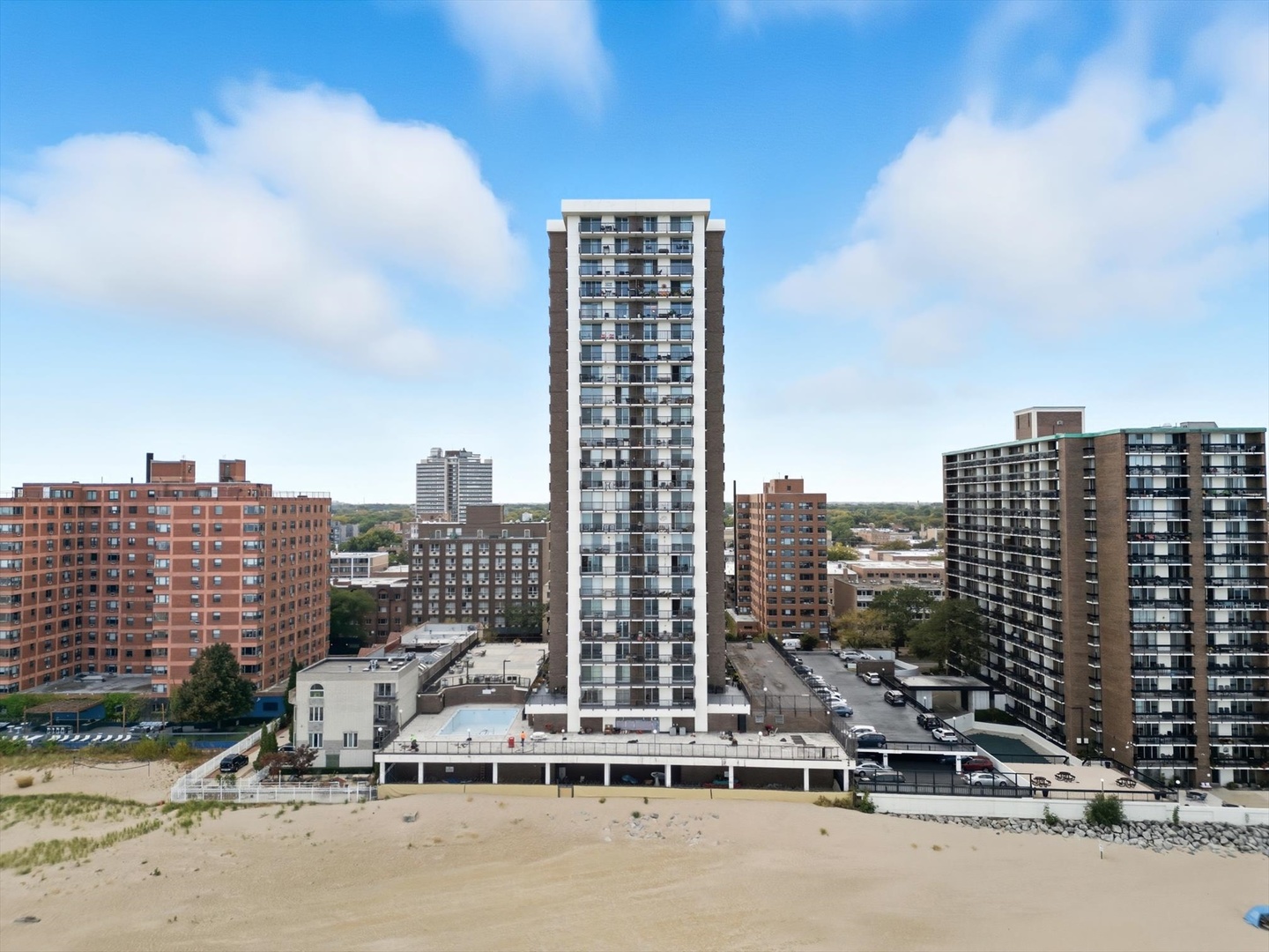 5855 N Sheridan Road Unit: 9F