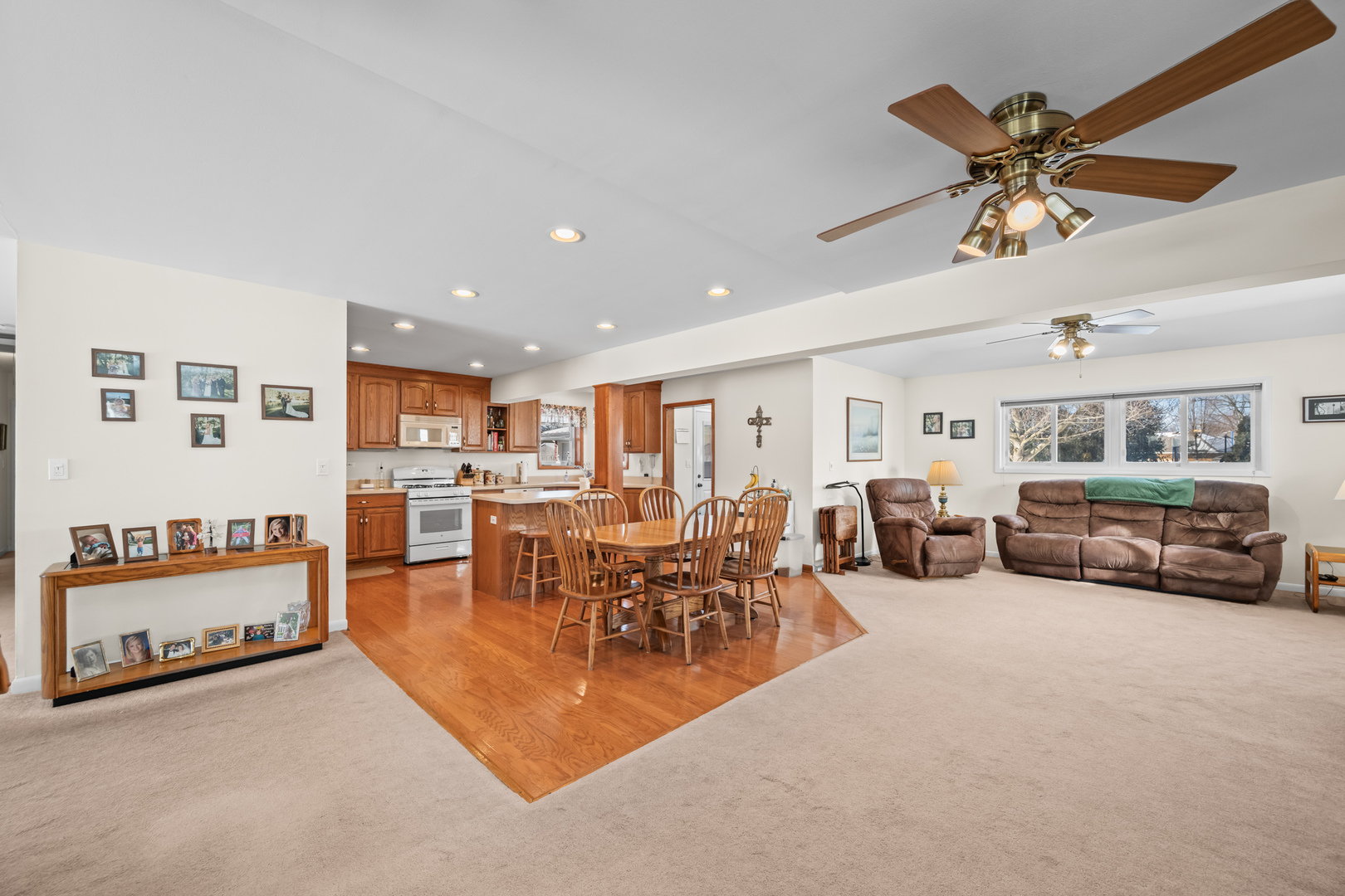 1610 N Chestnut Avenue