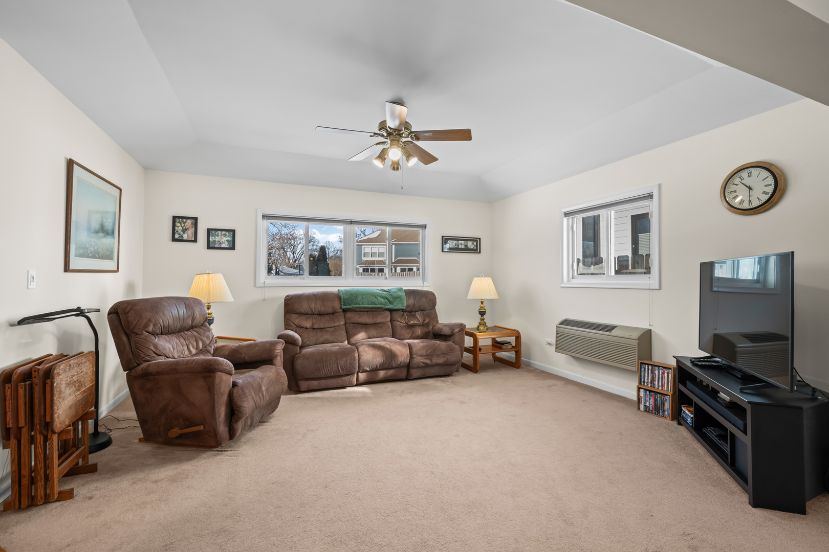 1610 N Chestnut Avenue