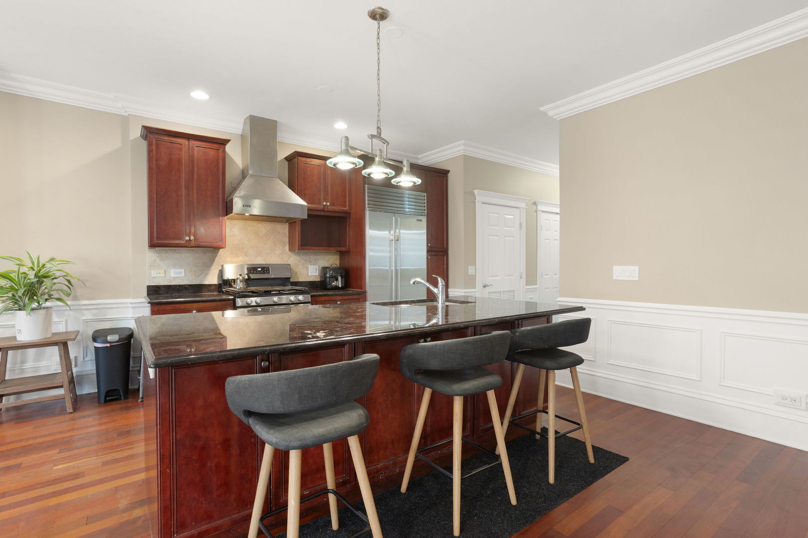 2222 W Belmont Avenue Unit: 203