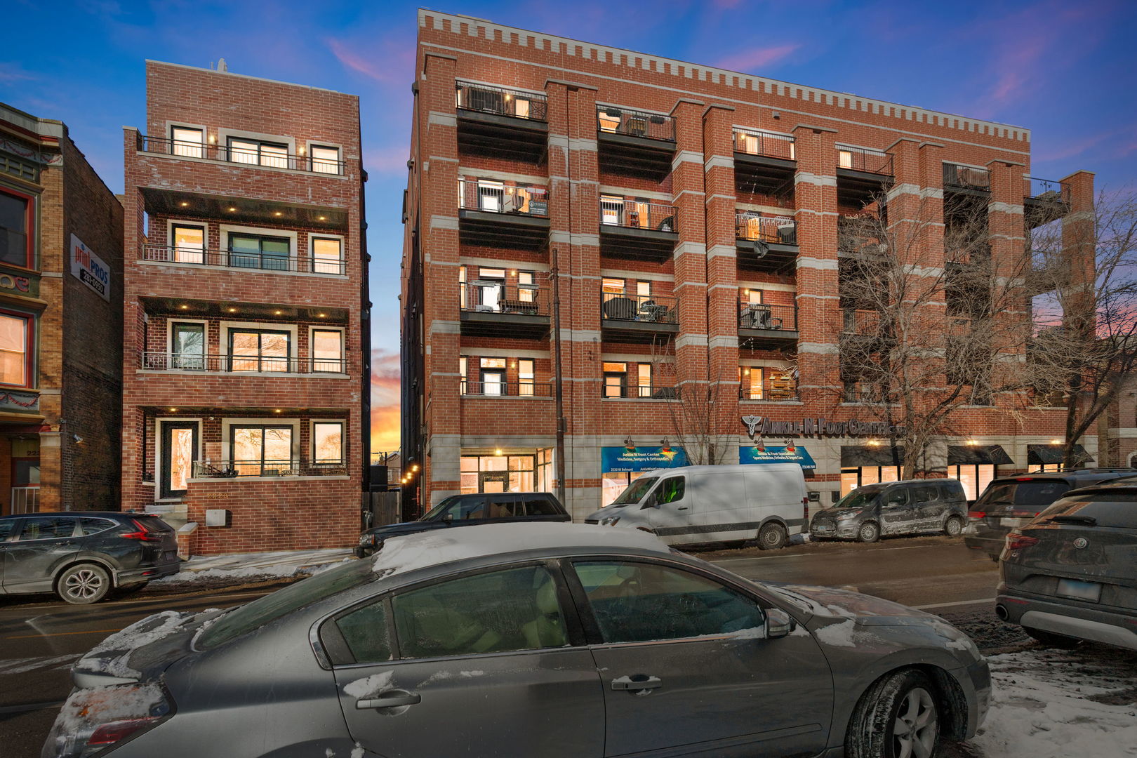 2222 W Belmont Avenue Unit: 203