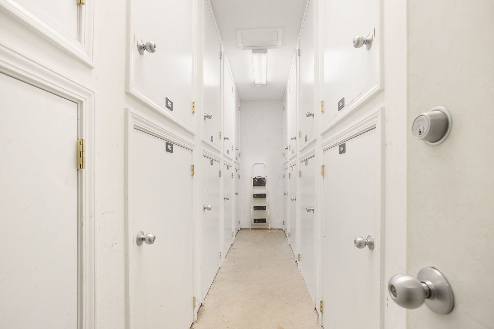 2222 W Belmont Avenue Unit: 203