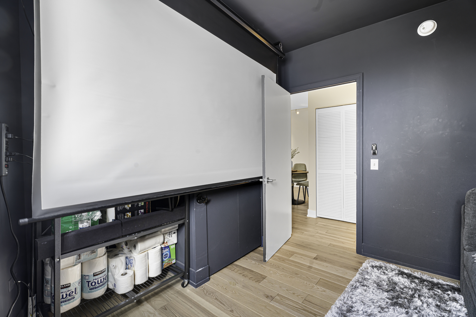 600 N DEARBORN Street Unit: 601