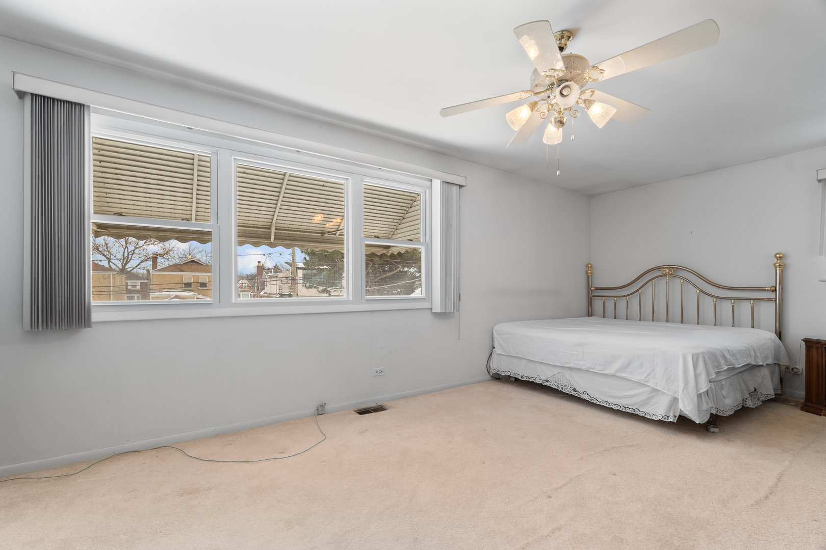 6247 N NEENAH Street