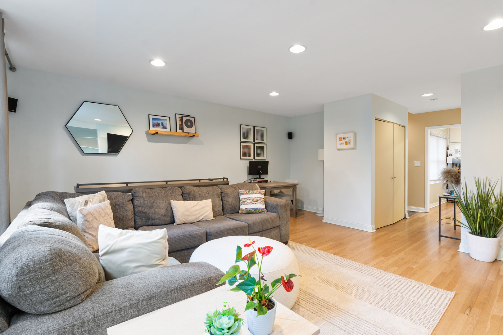 1834 N Halsted Street Unit: B
