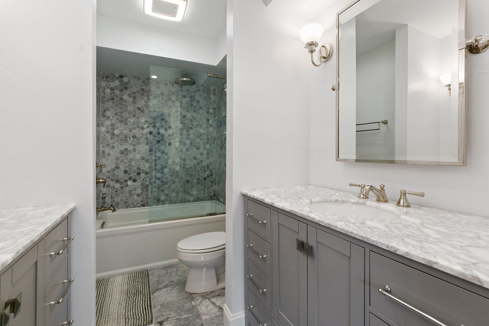 1834 N Halsted Street Unit: B