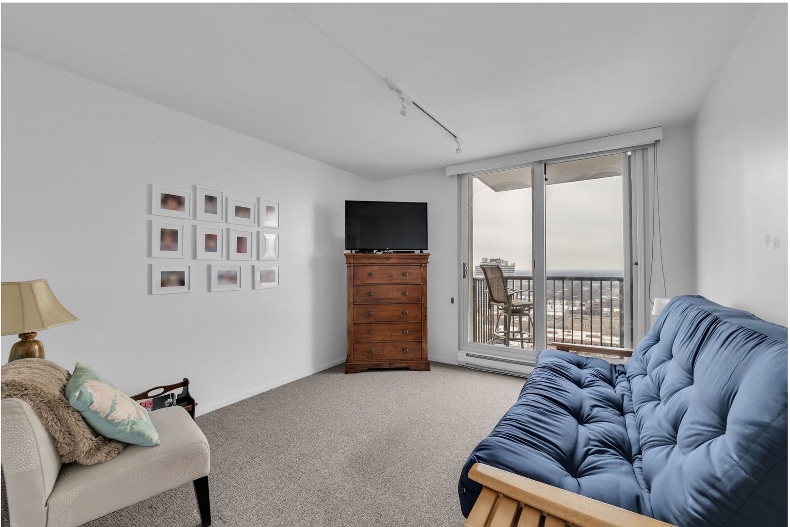 5855 N SHERIDAN Road Unit: 21J