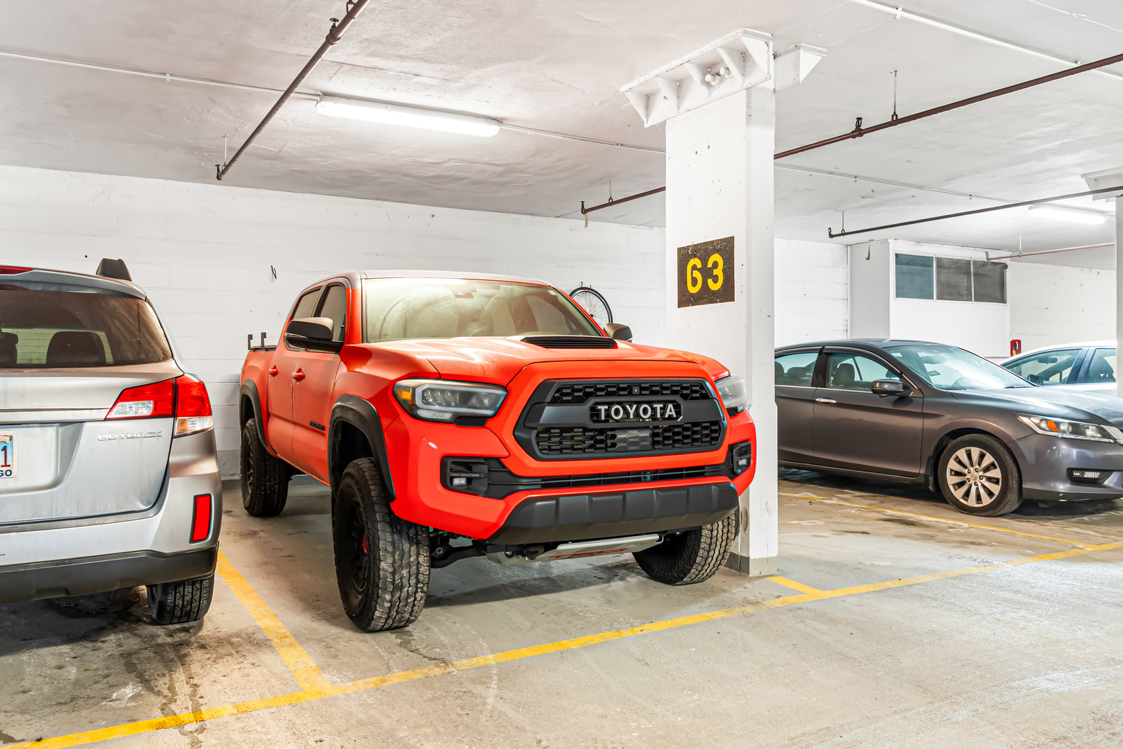 1221 N DEARBORN Street Unit: PH8S