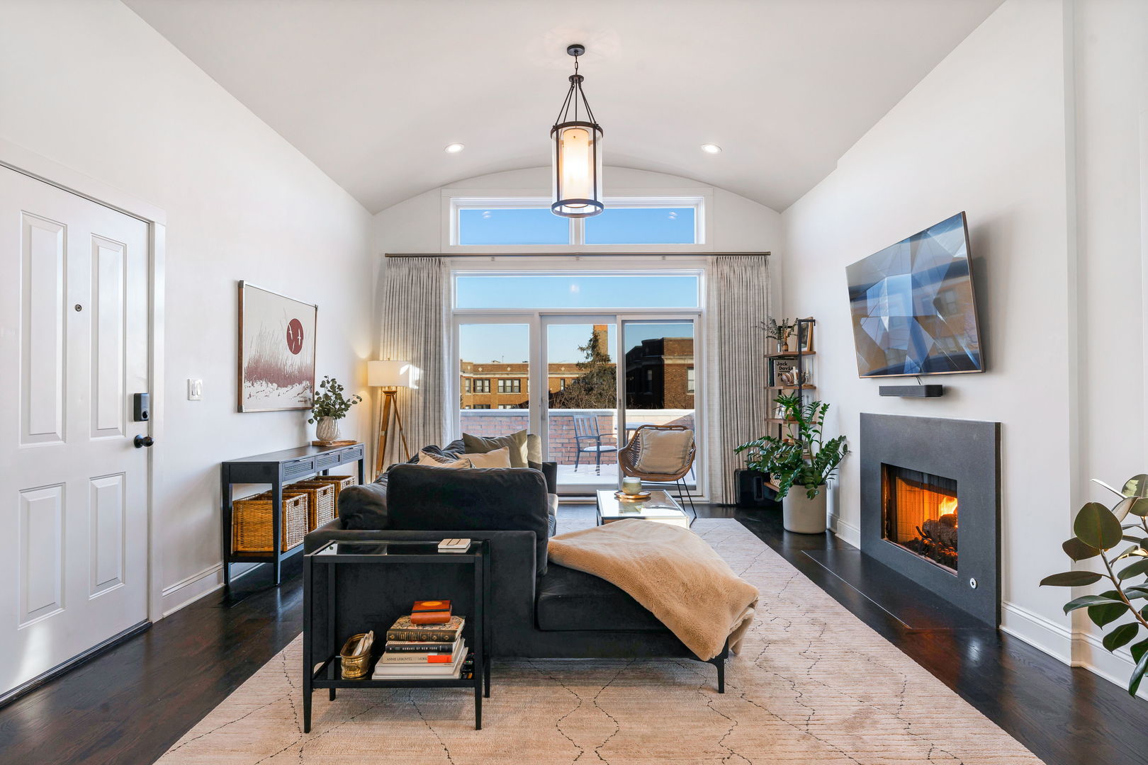 4622 N Ashland Avenue Unit: 3