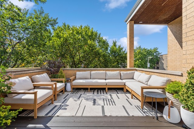 4622 N Ashland Avenue Unit: 3