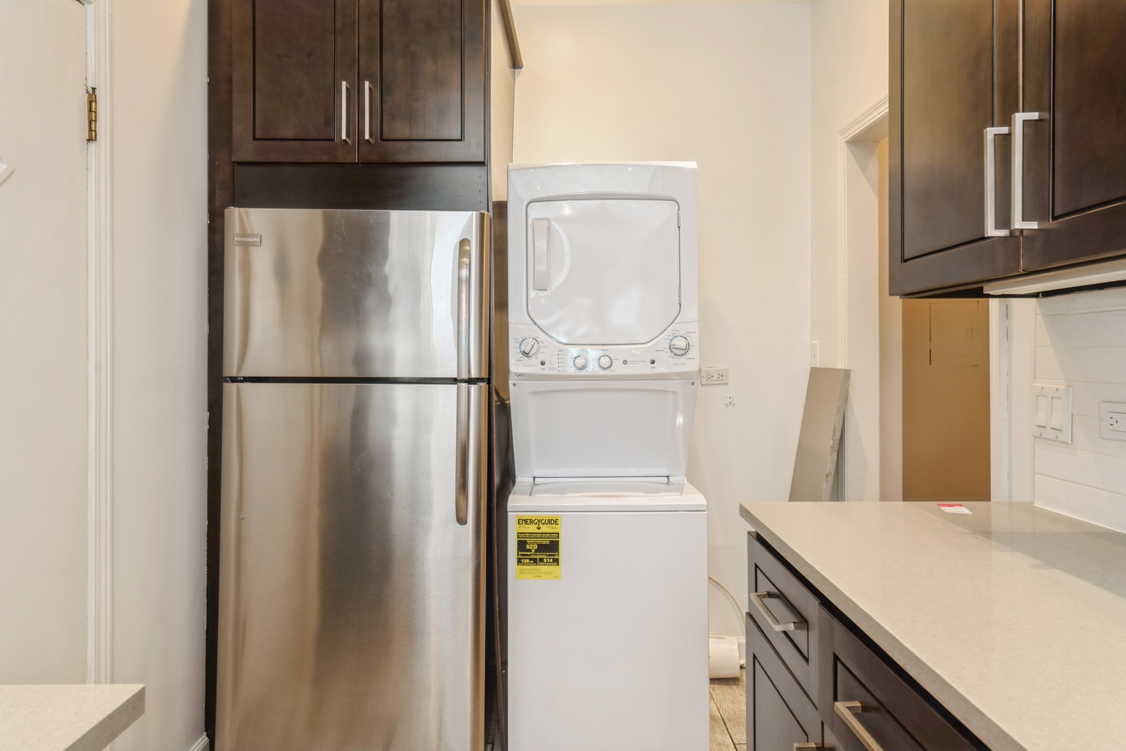 1327 W Addison Street Unit: 2B