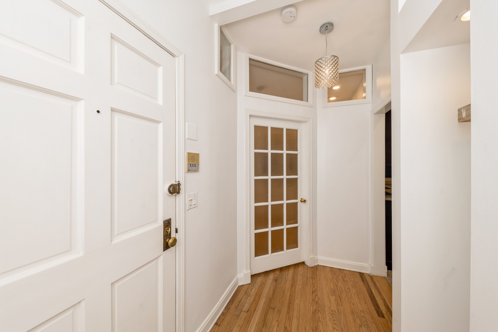 1327 W Addison Street Unit: 2B