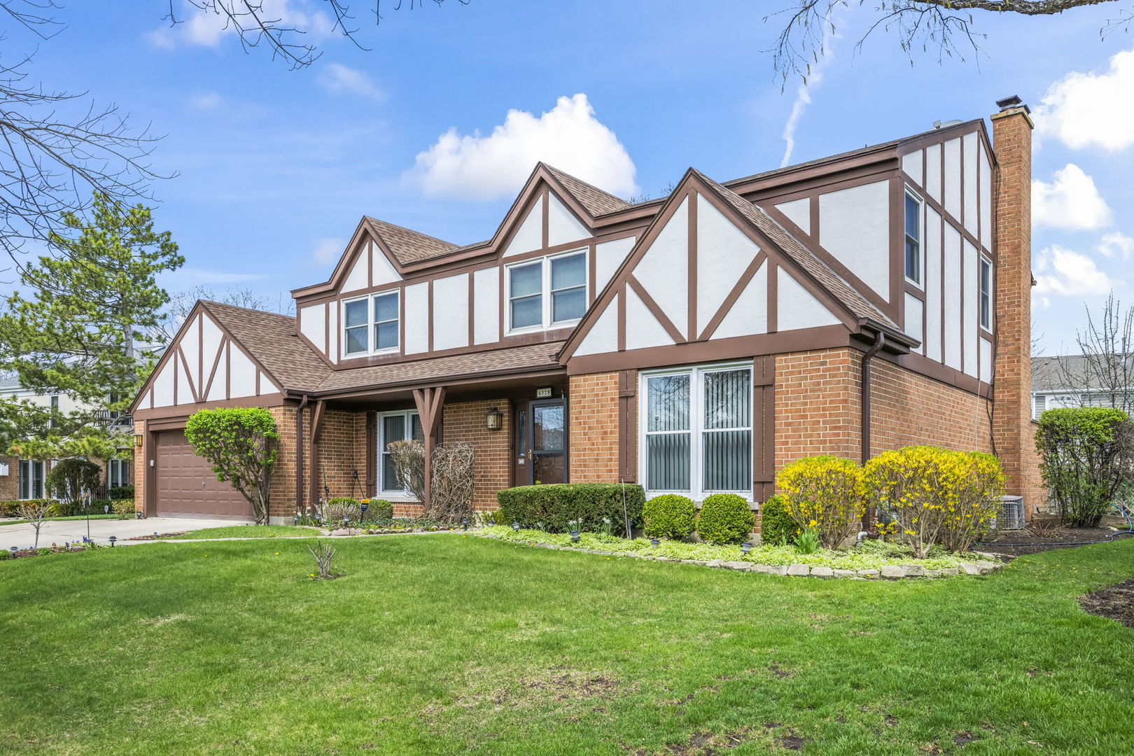 4328 Phyllis Drive