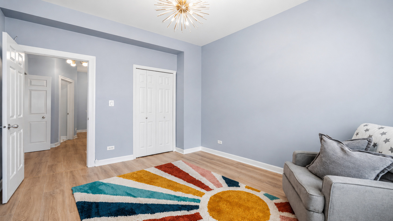 2733 N Lincoln Avenue Unit: A