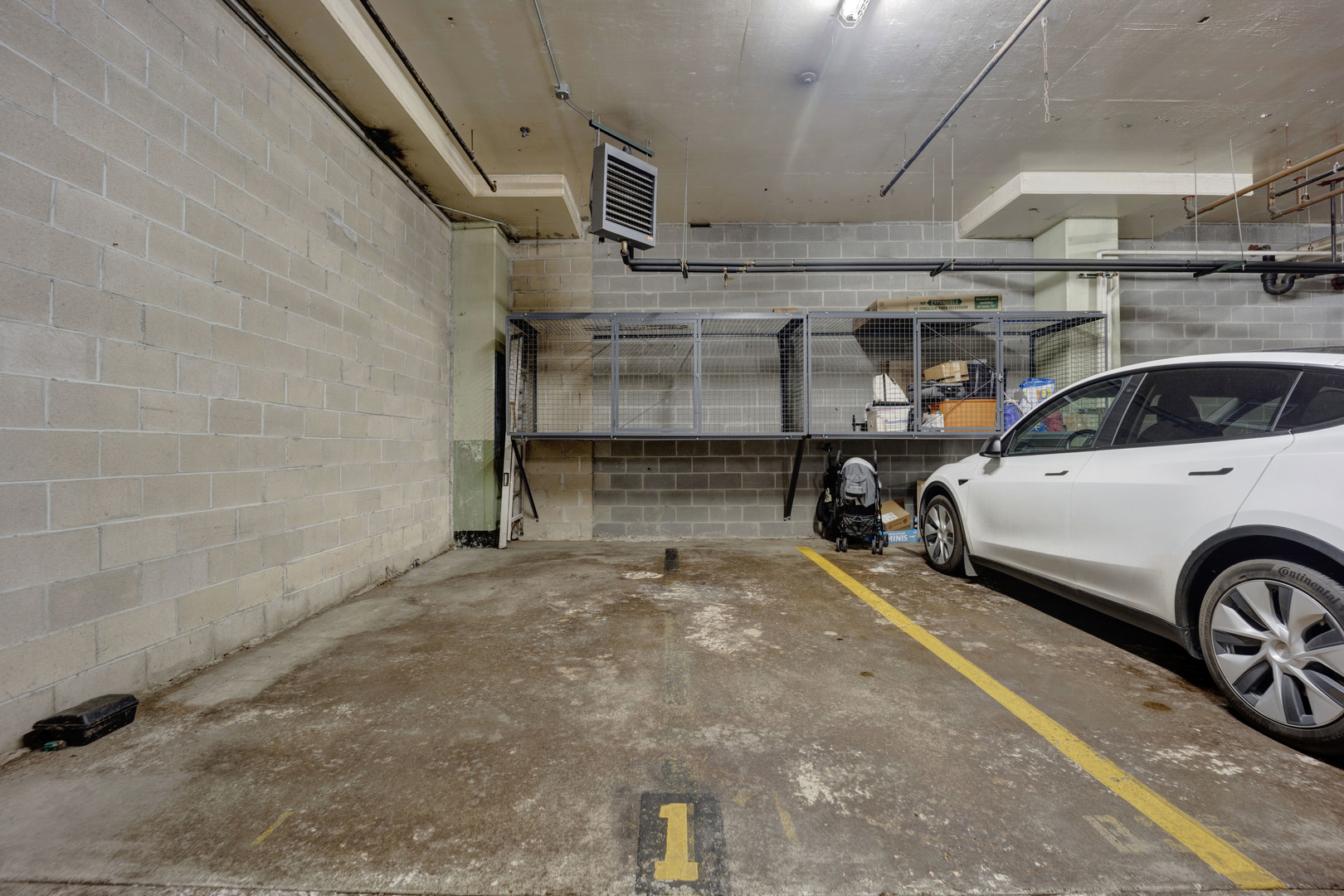 3125 W FULLERTON Avenue Unit: 510