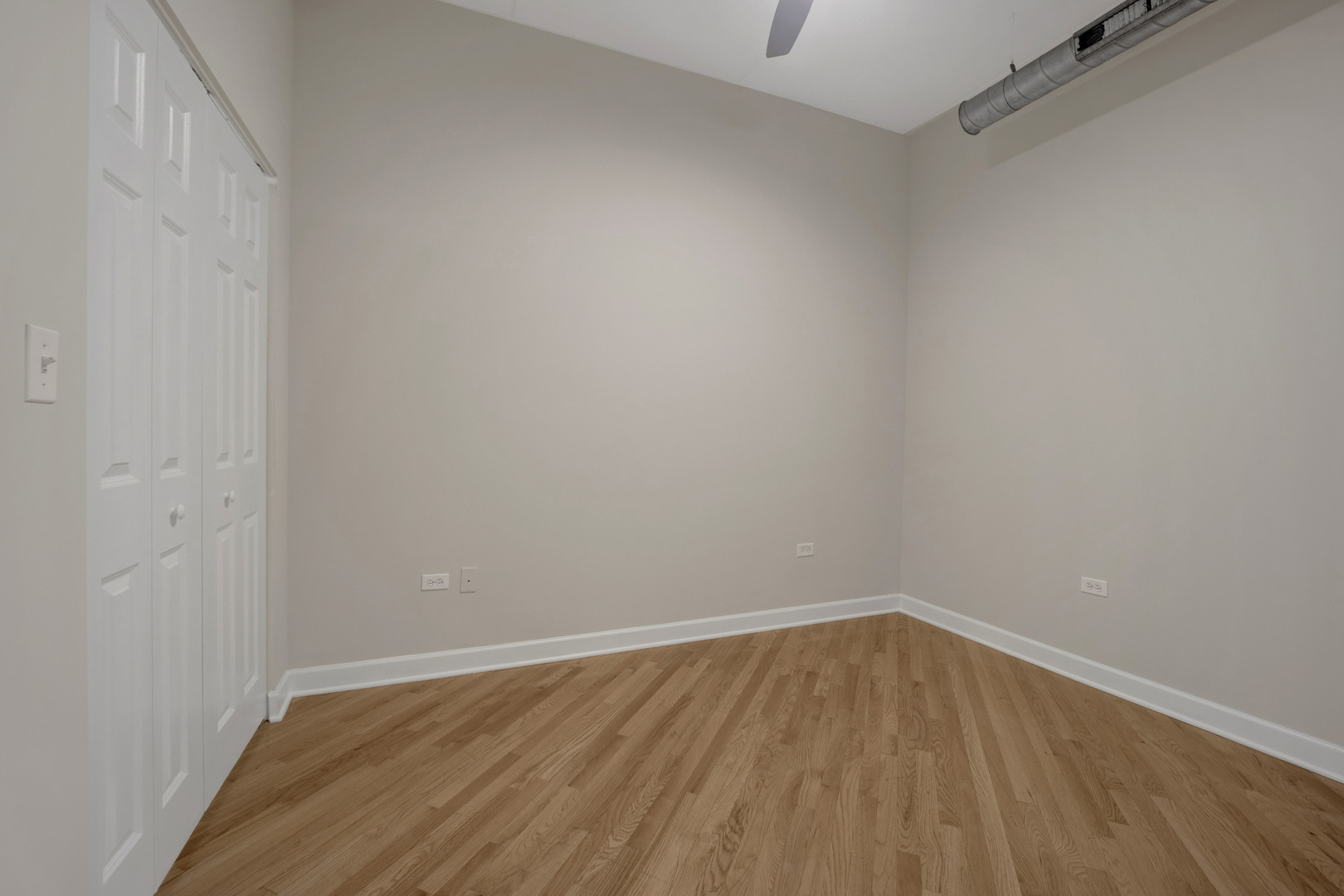 3125 W FULLERTON Avenue Unit: 510