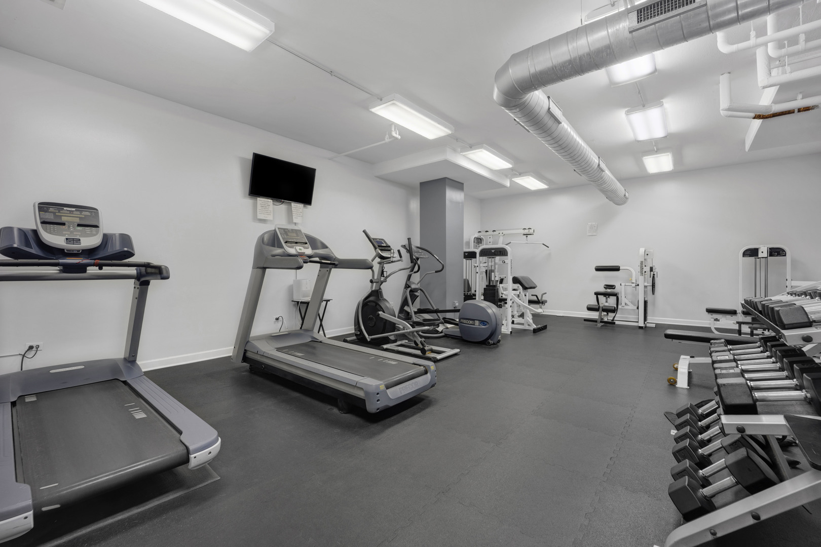 3125 W FULLERTON Avenue Unit: 510