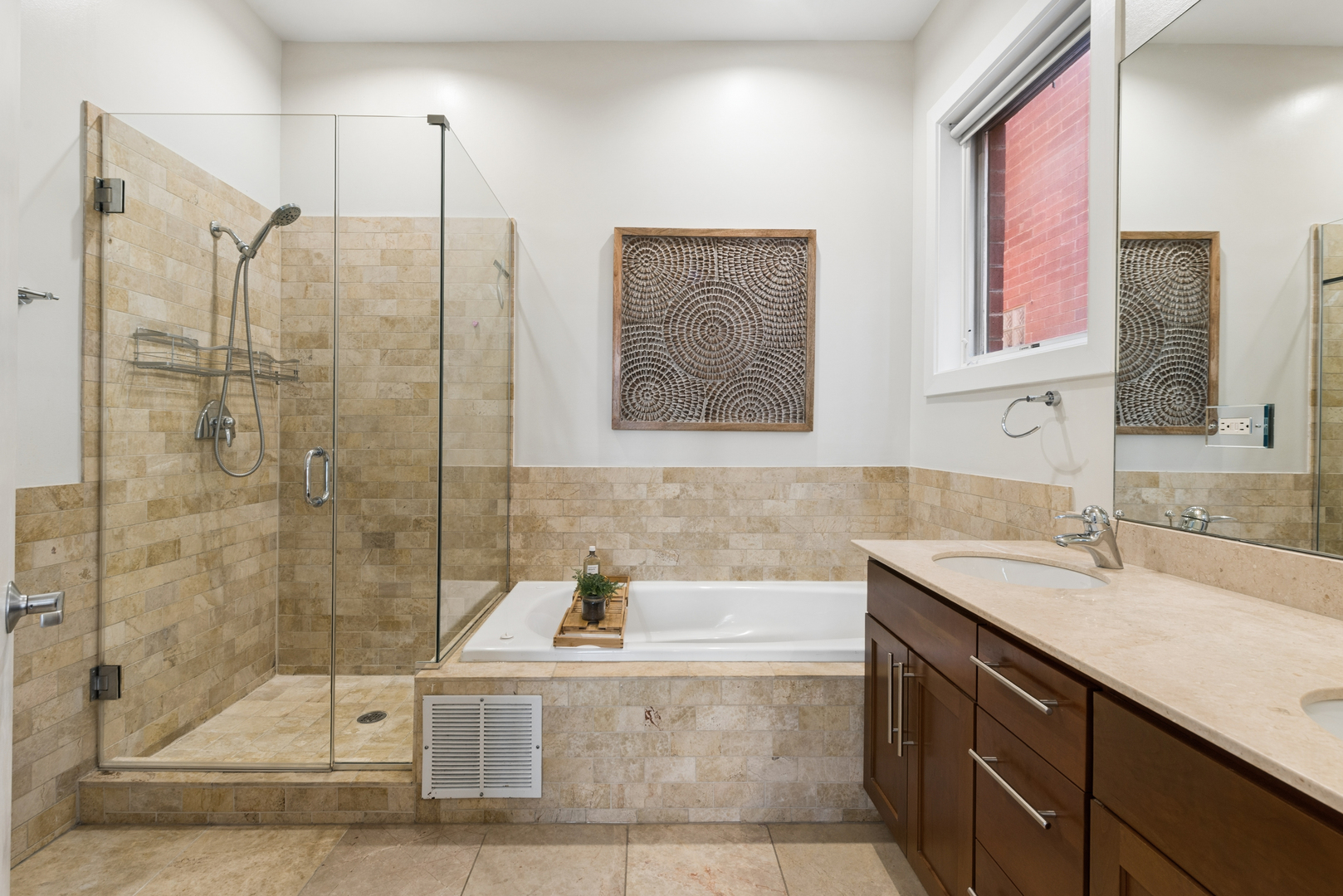 2310 W Wabansia Avenue Unit: 2W