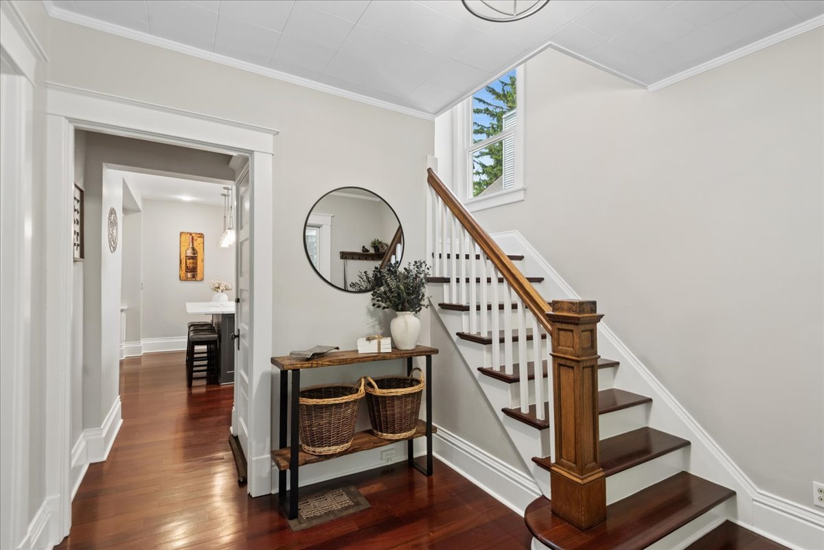 307 Elm Court