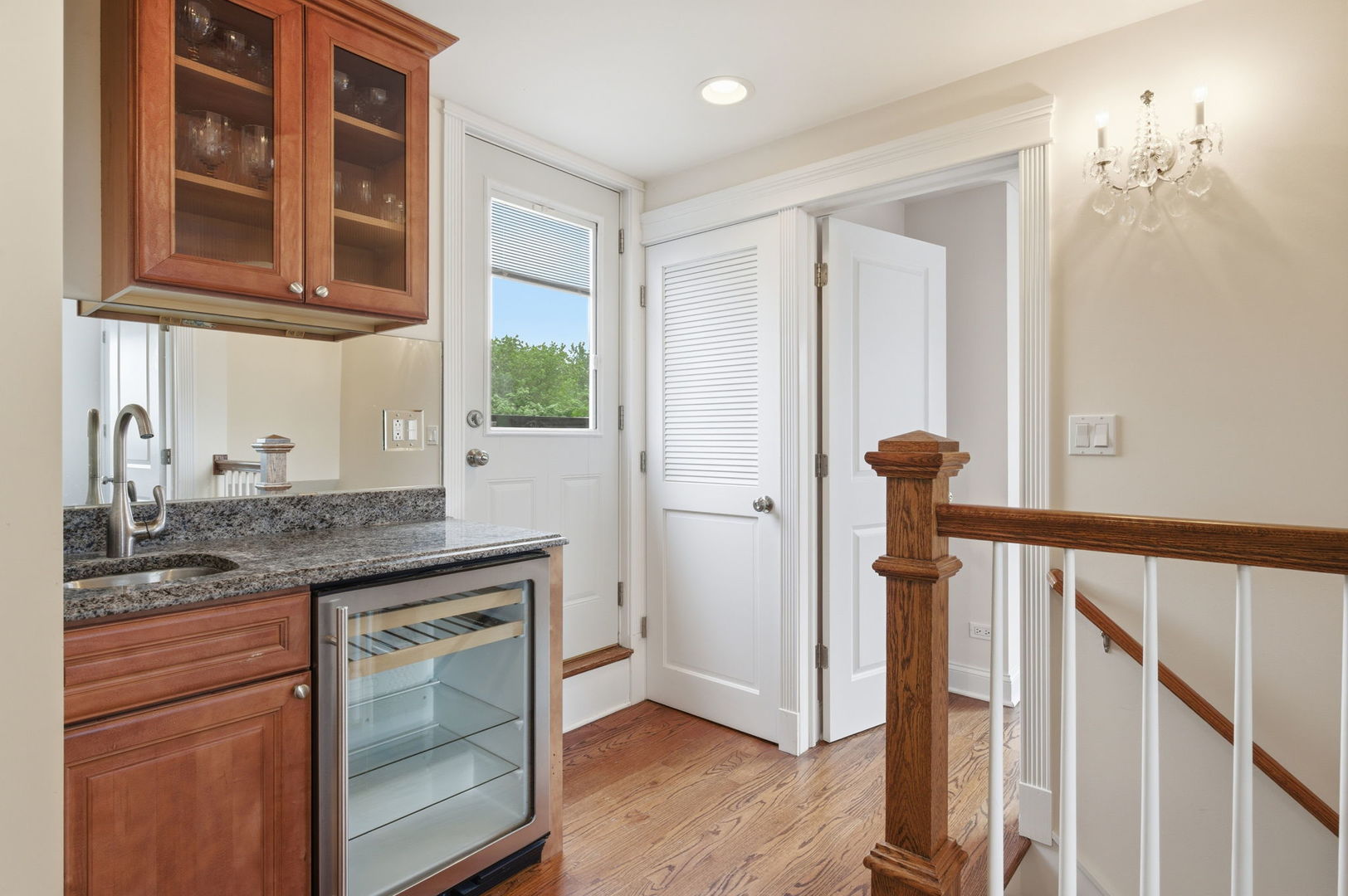 1516 N MOHAWK Street Unit: 3F