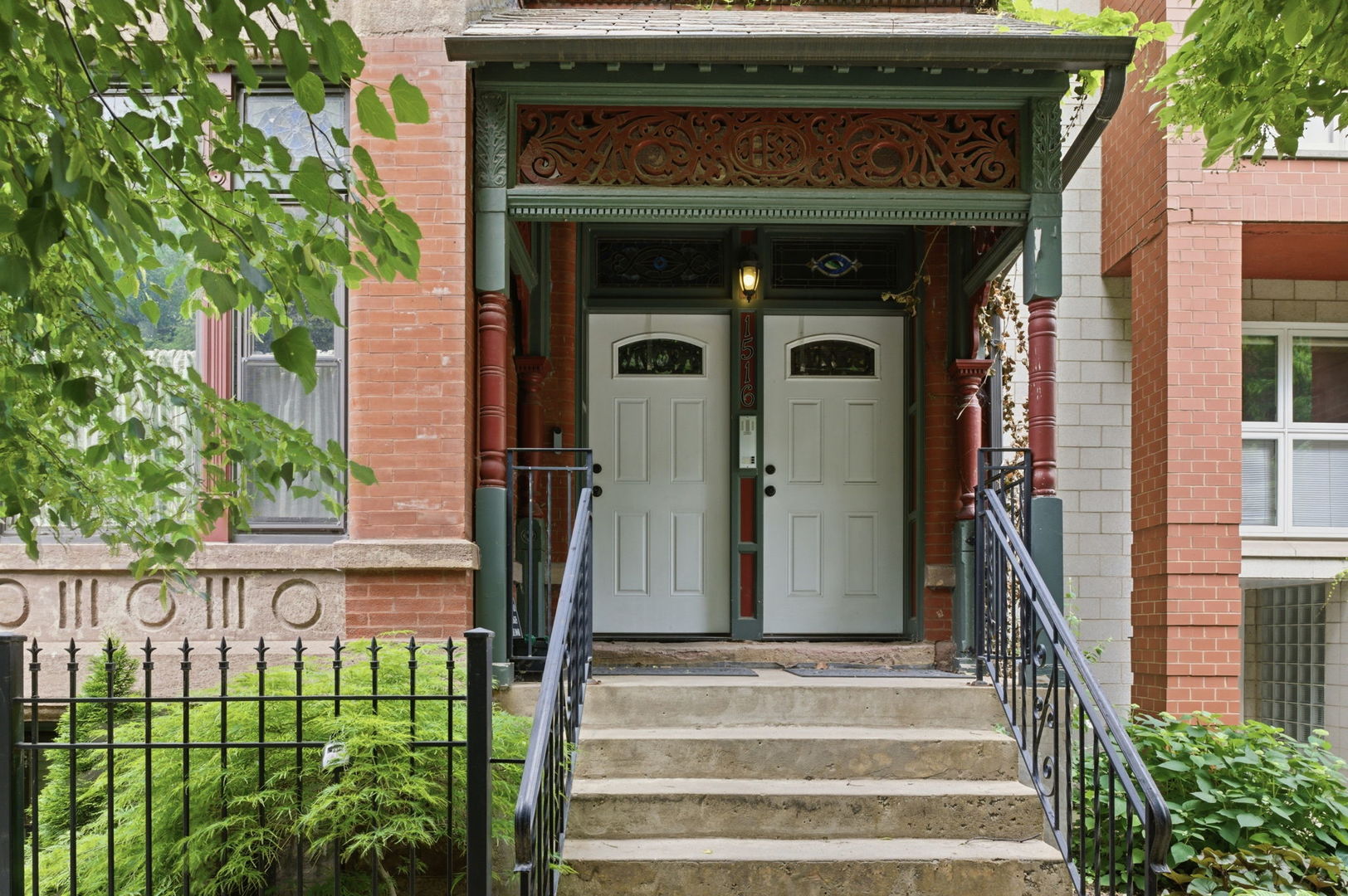 1516 N MOHAWK Street Unit: 3F