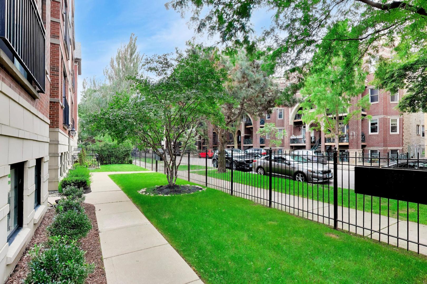 4129 N Kenmore Avenue Unit: 3S
