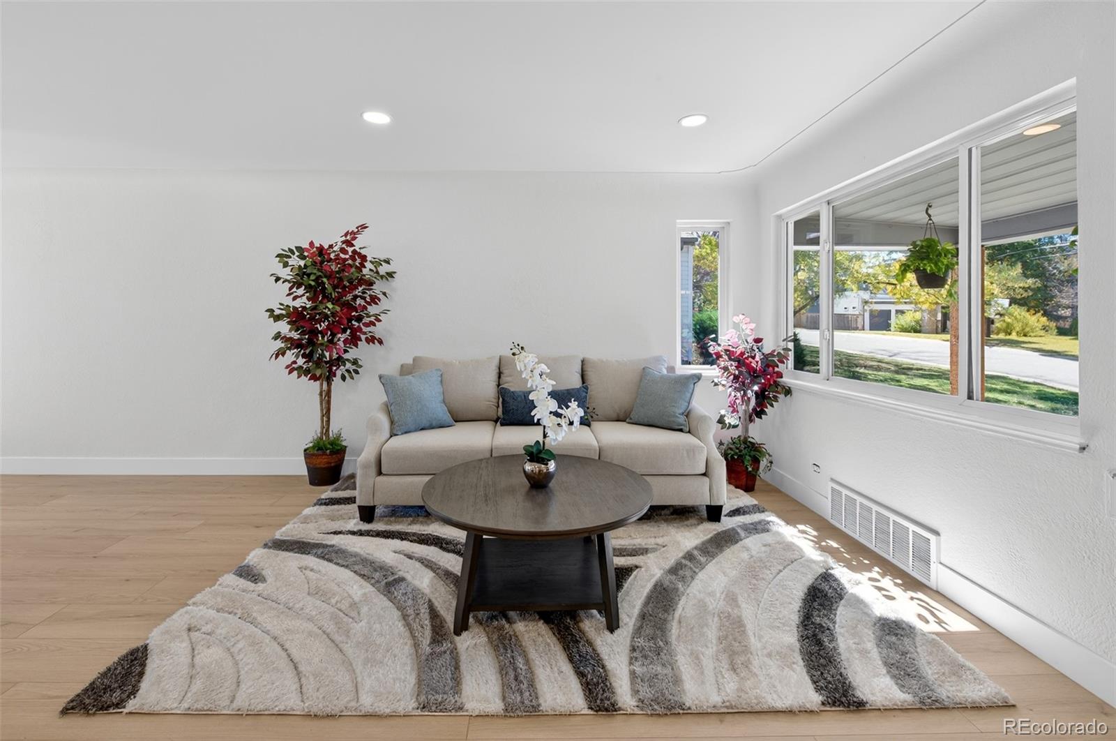 1856 S Steele Street