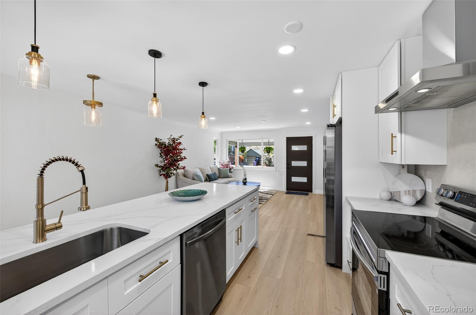 1856 S Steele Street