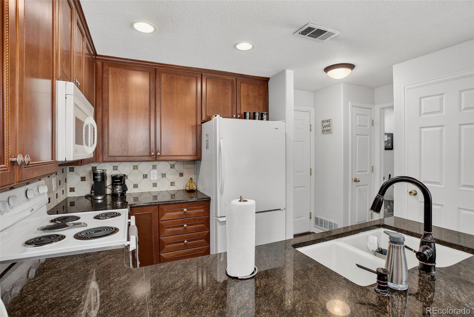 16165 E Geddes Drive Unit: 85